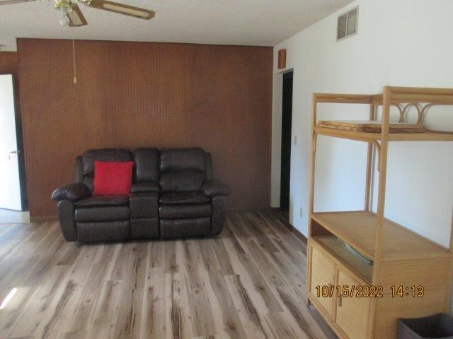 912 W 13th, Larned, KS 67550