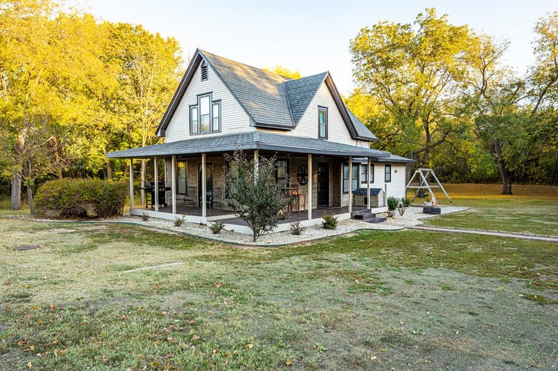 409 Tootle Ave, Miltonvale, KS 67466