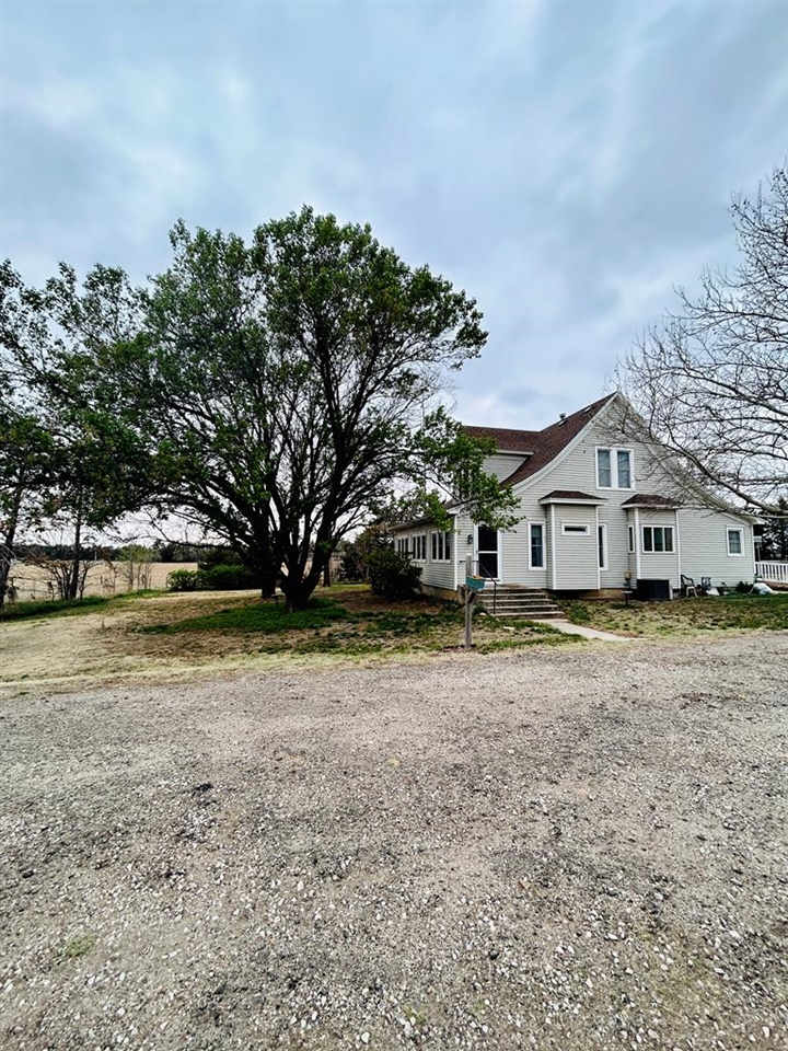 400 W Old Hwy 18, Sylvan Grove, KS 67481