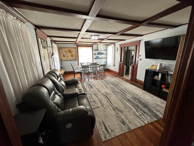 310 N Kennedy Ave, Ellinwood, KS 67526