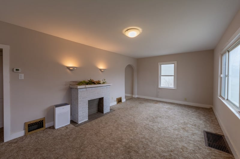 236 W 2nd St, Assaria, KS 67416