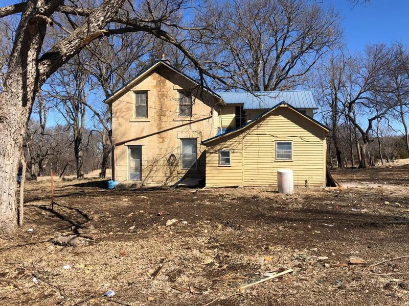 6683 6683 N Red Rd, Junction City, KS 66441