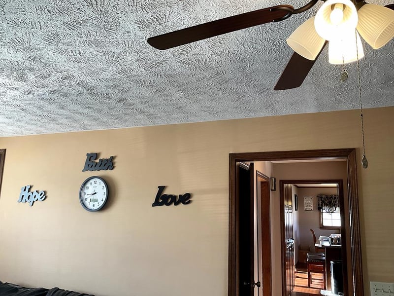 2401 Dove Ter, Great Bend, KS 67530