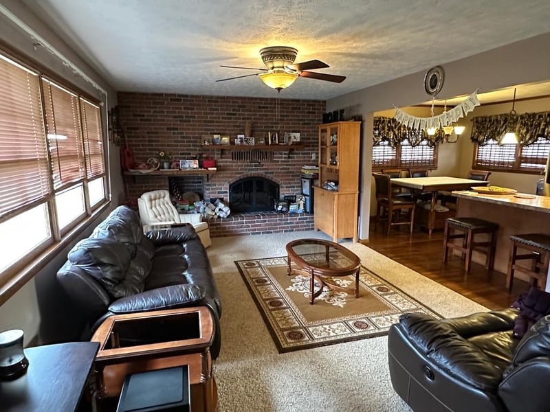2401 Dove Ter, Great Bend, KS 67530