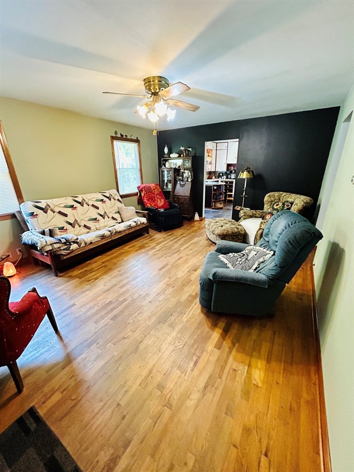 330 N Illinois Ave, Sylvan Grove, KS 67481