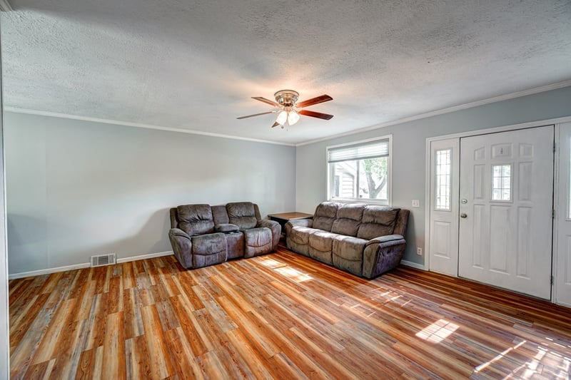 107 N Ash St, New Cambria, KS 67470