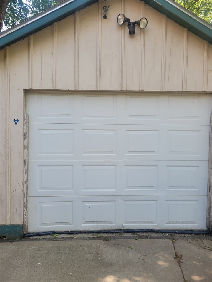 218 W 1st, Miltonvale, KS 67466