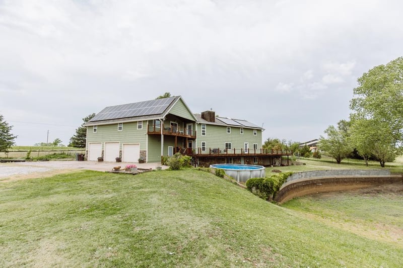 2320 14th Ave, Lindsborg, KS 67456