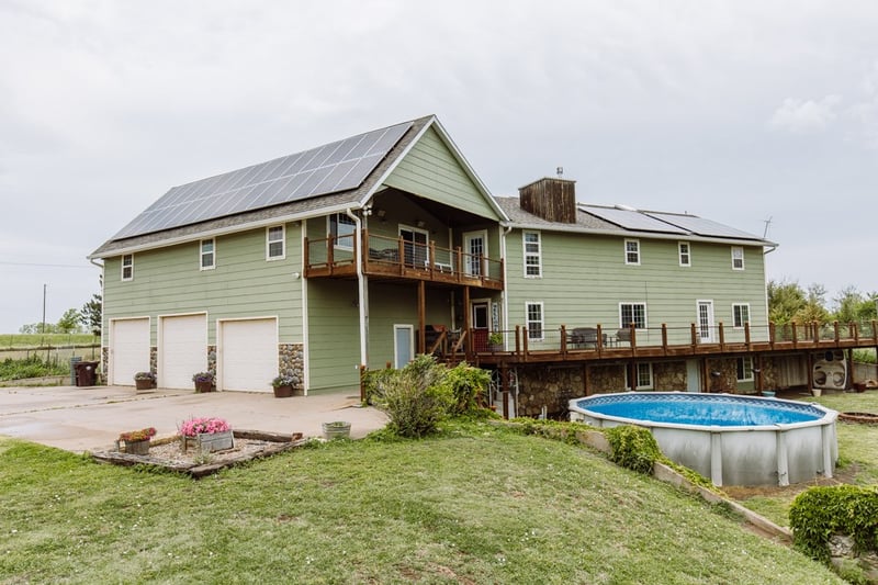 2320 14th Ave, Lindsborg, KS 67456
