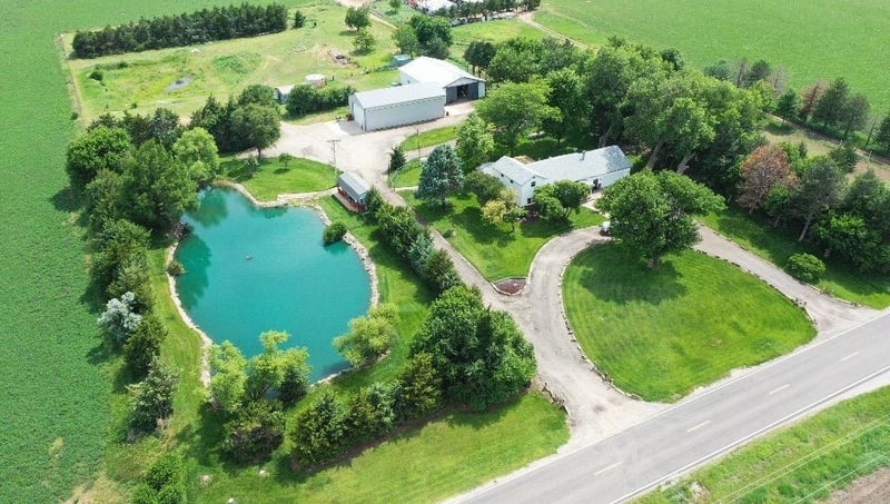 351 SE 20 Rd, Great Bend, KS 67530