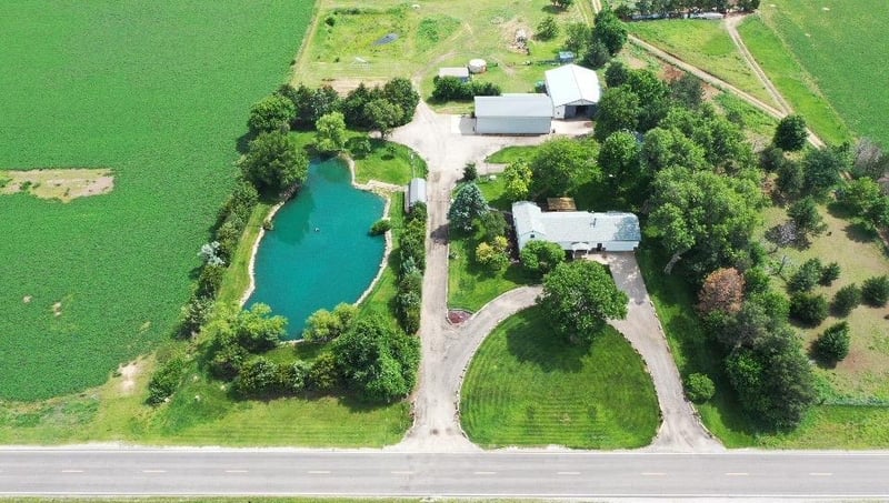 351 SE 20 Rd, Great Bend, KS 67530
