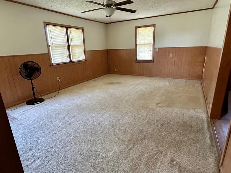 505 W Concord, Holyrood, KS 67450