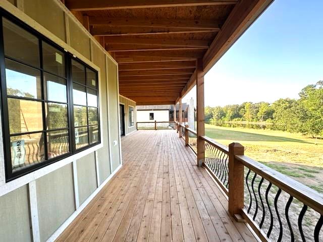 2546 Aberdeen Ln, Salina, KS 67401