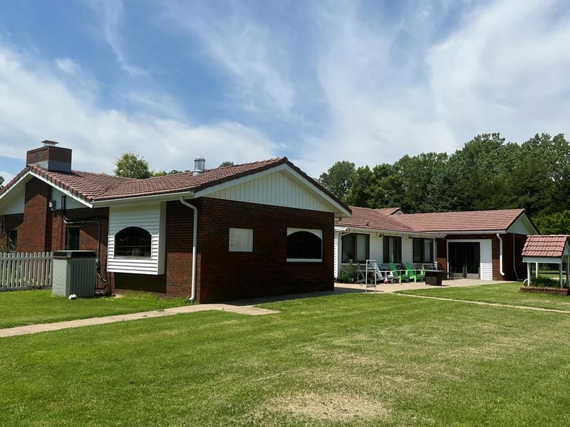 150 Ne 20 Rd, Great Bend, KS 67530