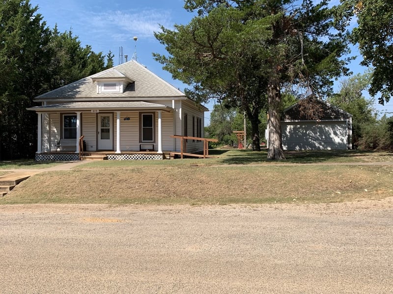 315 N Pennsylvania, Sylvan Grove, KS 67481