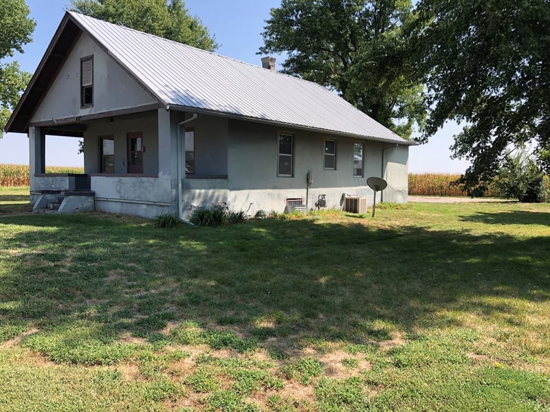 402 Arcadia, Clifton, KS 66937