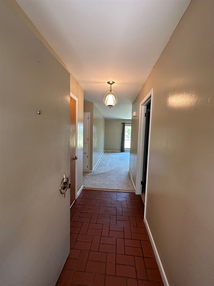 1122 Parrish Rd, Great Bend, KS 67530