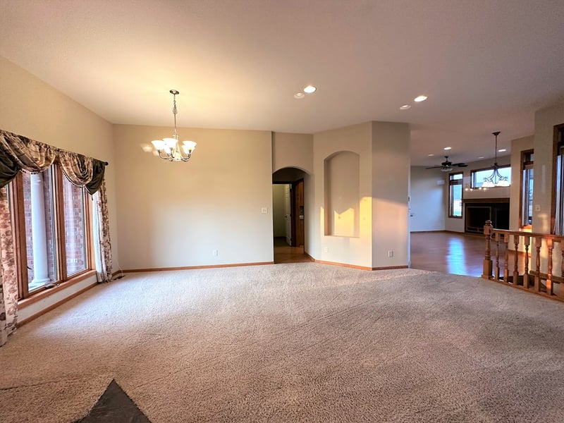 2110 White Sage Ct, Great Bend, KS 67530