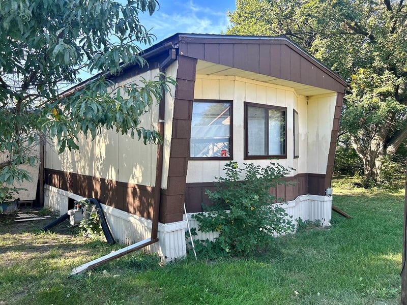 173 S Alexander, Hoisington, KS 67544