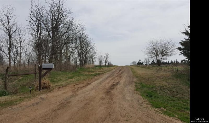 2048 P Ave, Geneseo, KS 67444