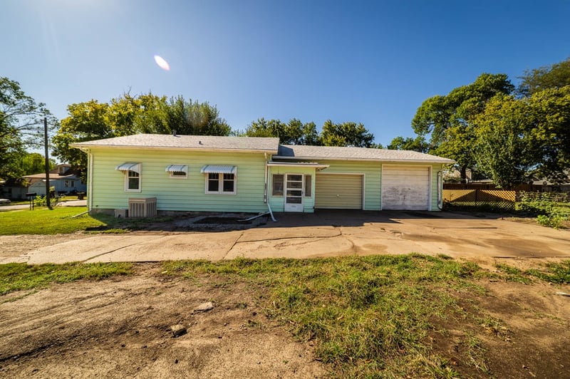 1115 24, Belleville, KS 66935