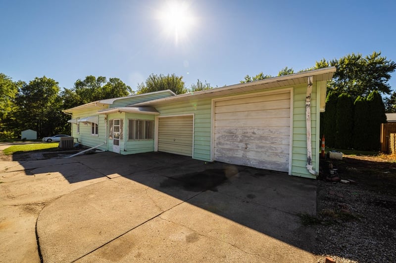 1115 24, Belleville, KS 66935
