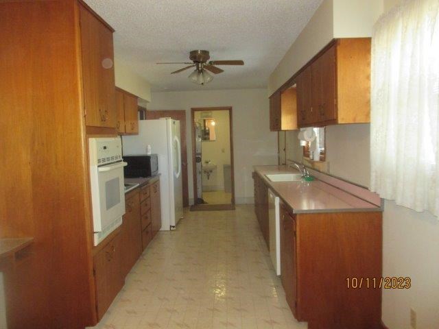 412 W 11th St, Larned, KS 67550