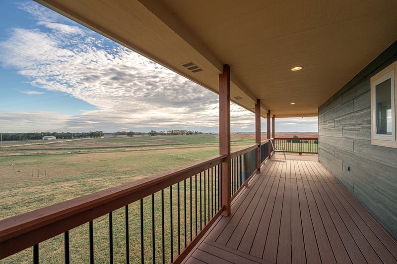 6420 E Shipton Rd, New Cambria, KS 67470
