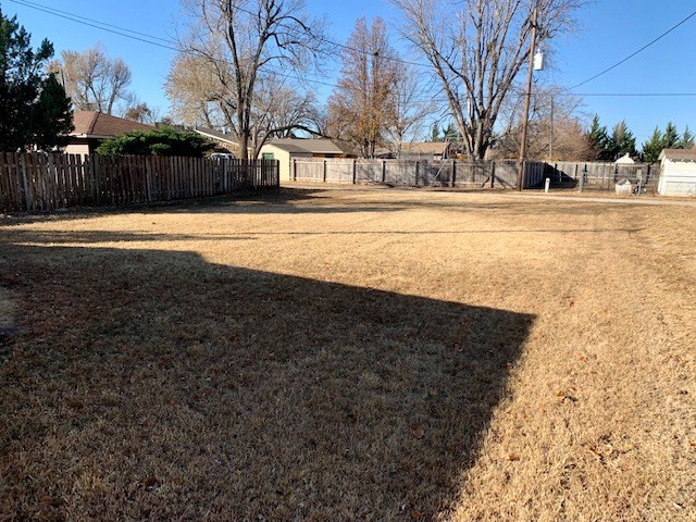 815 St John, Lyons, KS 67554