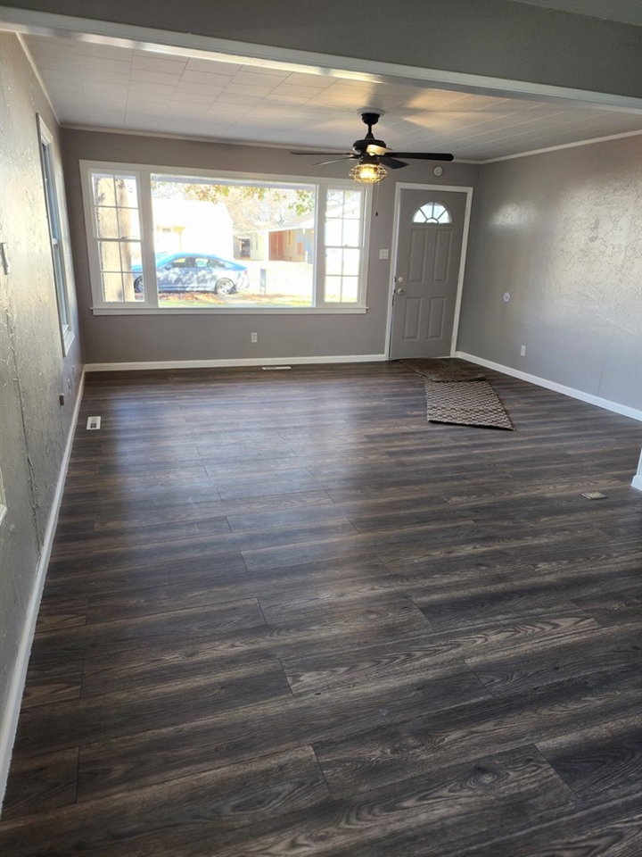 1207 NW 2nd, Abilene, KS 67410