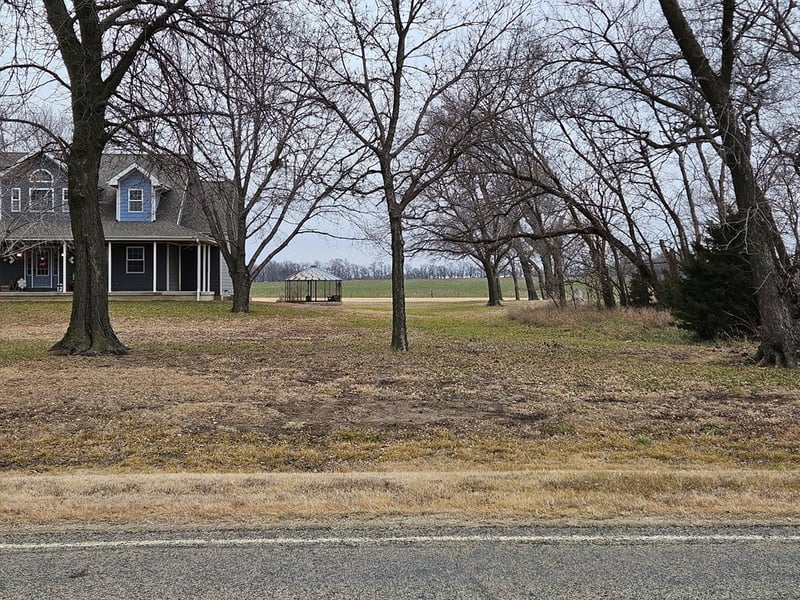 626 N 180th Rd, Bennington, KS 67422