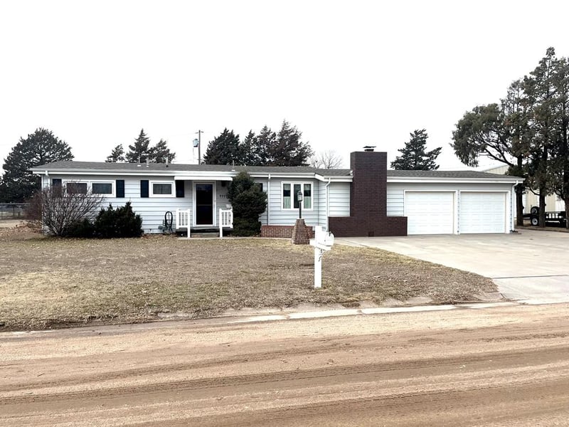 1111 Parrish, Great Bend, KS 67530