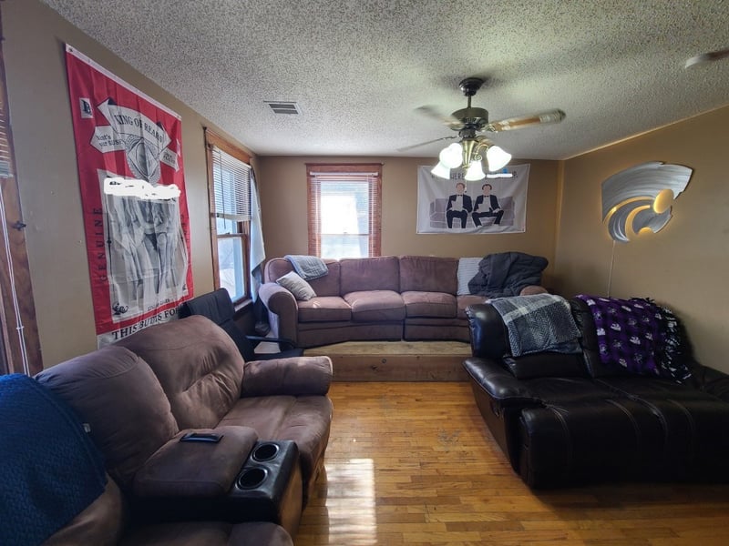 823 Laramie St, Manhattan, KS 66502