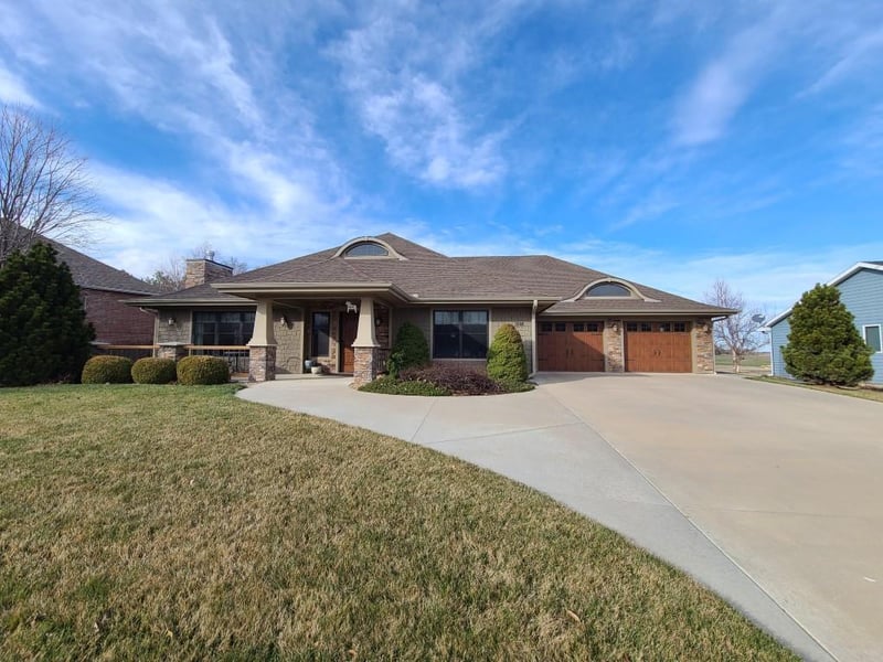 508 W Garfield St, Lindsborg, KS 67456