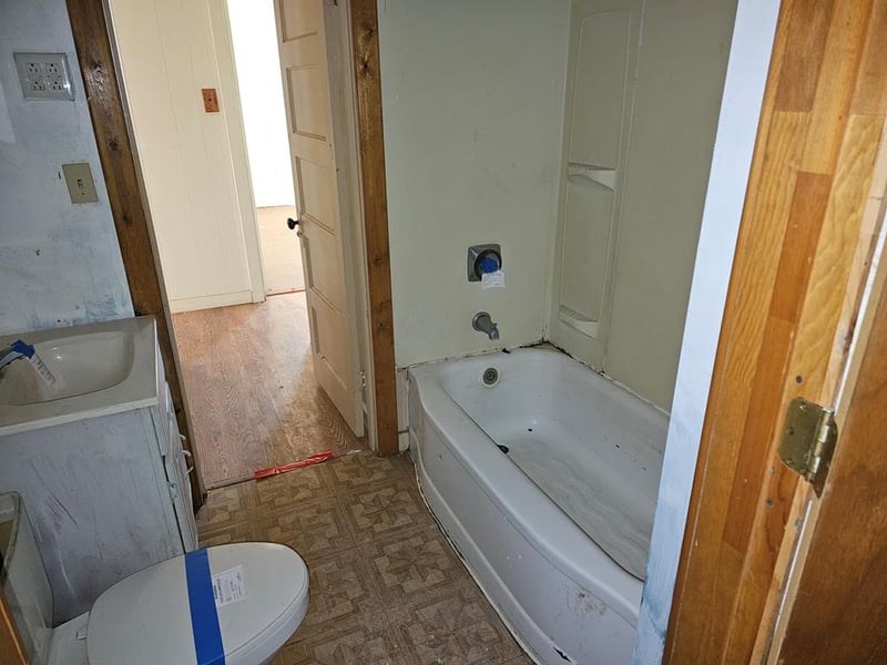 311 E 7th, Gypsum, KS 67448