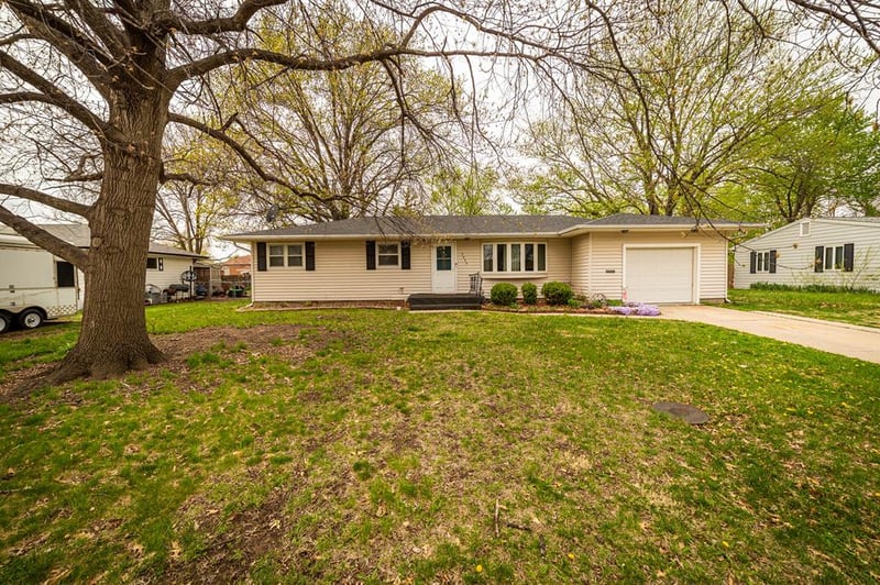 2430 O, Belleville, KS 66935