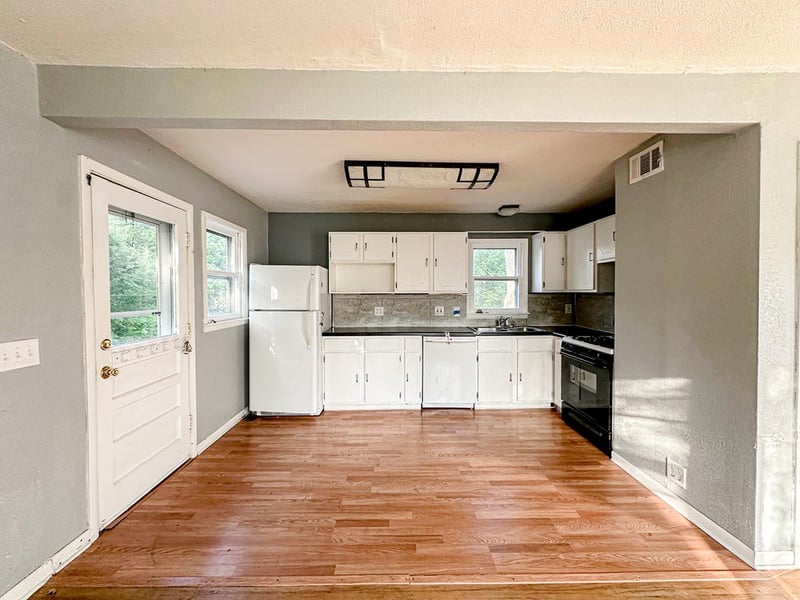 1020 Moss Cir, Junction City, KS 66441