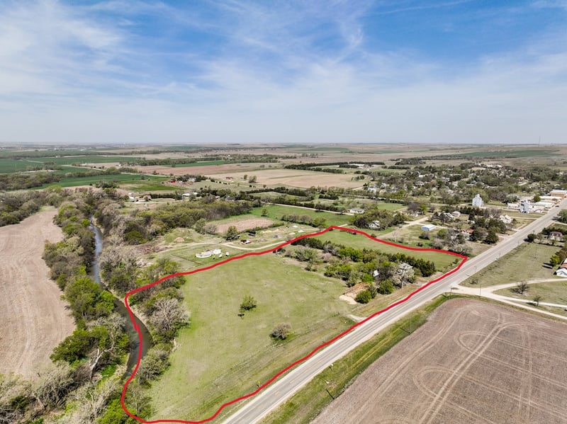 420 S Main St, Sylvan Grove, KS 67481