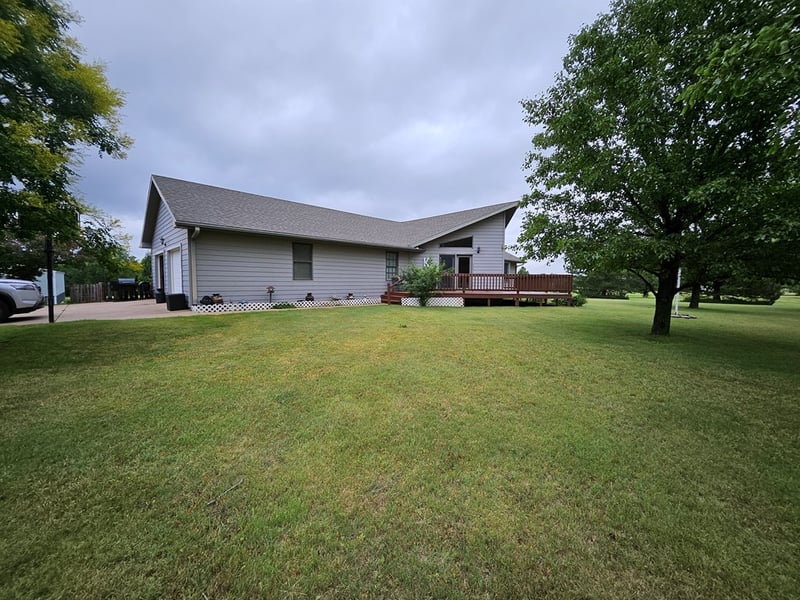 575 N 180th Rd, Bennington, KS 67422