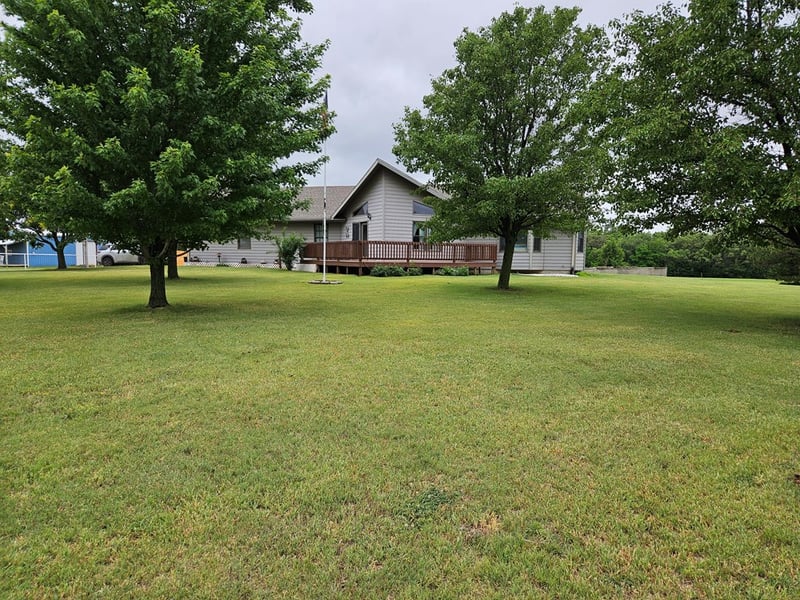 575 N 180th Rd, Bennington, KS 67422