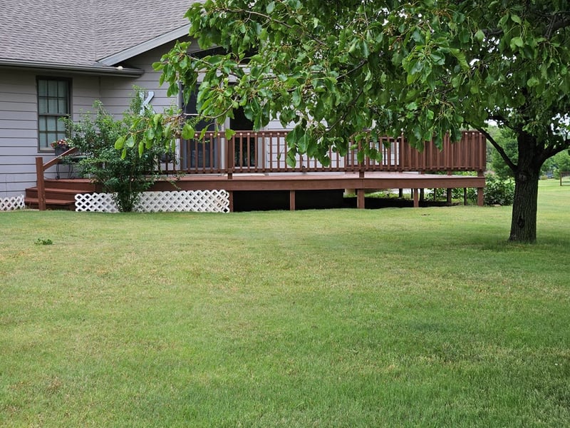 575 N 180th Rd, Bennington, KS 67422