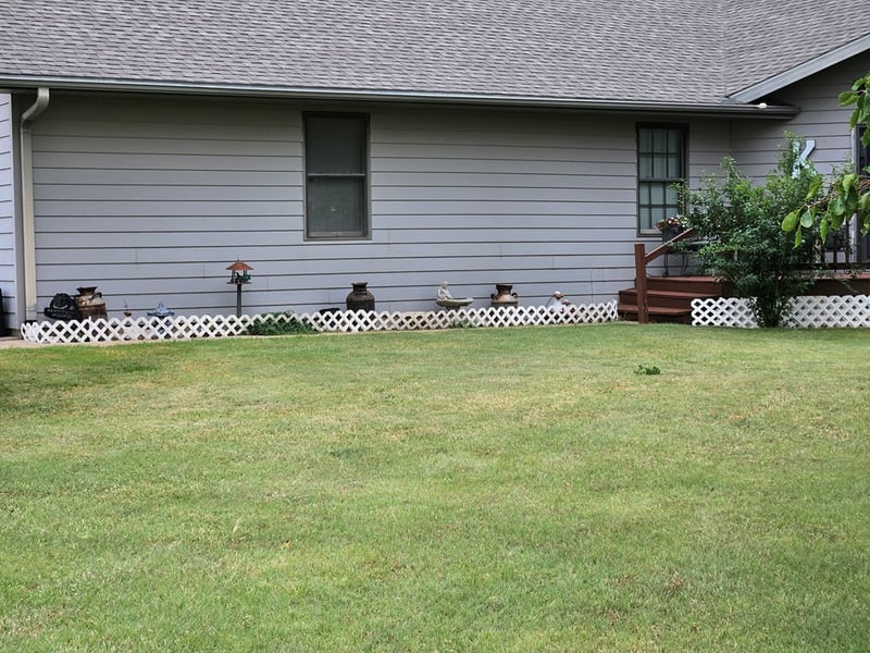 575 N 180th Rd, Bennington, KS 67422