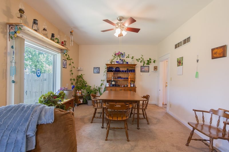 225 W Court, Lincoln, KS 67455