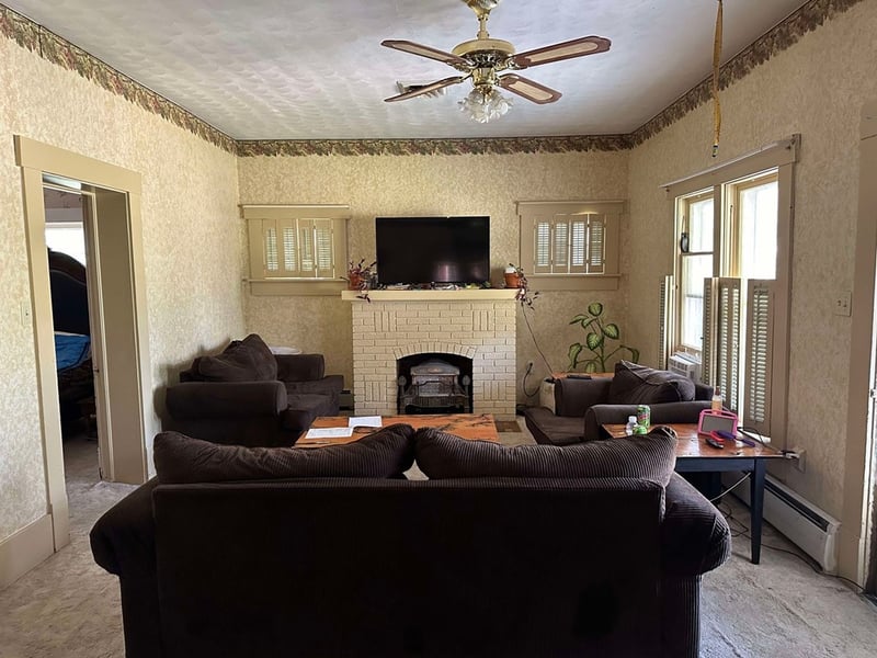 509 E 8th St, Kinsley, KS 67547