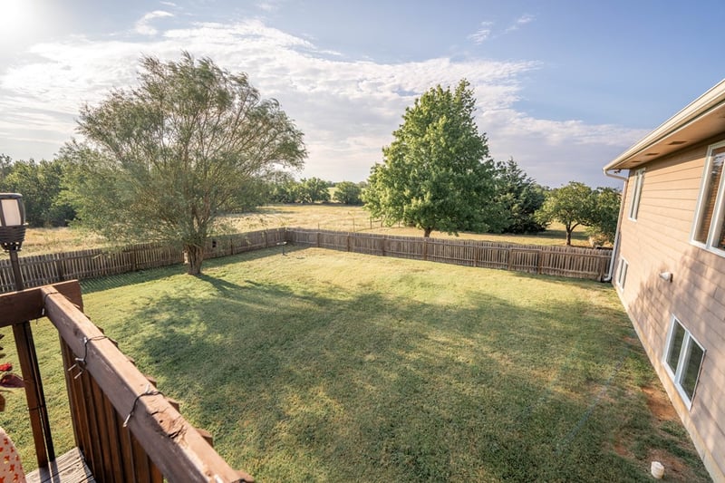 871 N 180th Rd, Minneapolis, KS 67467