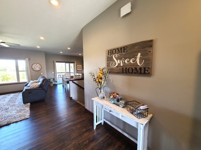 1300 Shawnee Rd, Lindsborg, KS 67456