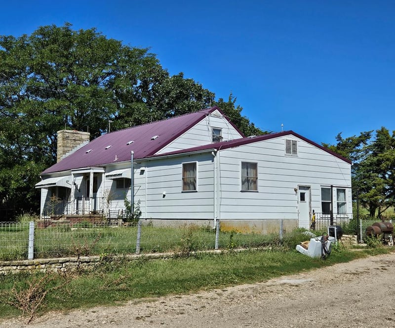 3014 N Bluestem, Burdick, KS 66838