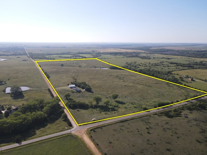 7300 W Humbargar Rd, Tescott, KS 67484