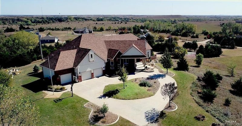 47 Ash Ln, Bennington, KS 67422