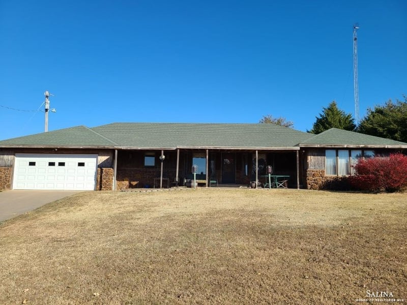 4125 N Link Rd, Brookville, KS 67425